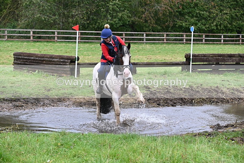 WJ6_6303 - Time at Photographer 12:41 to 13:05