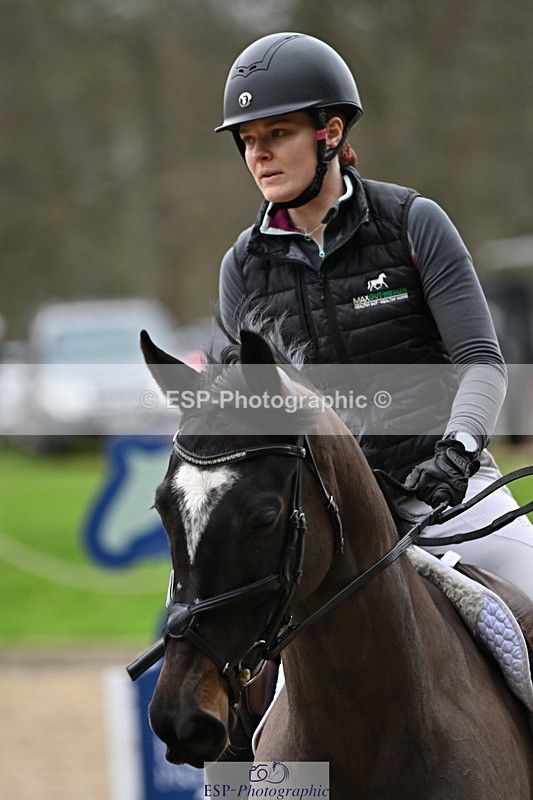 250201A-134456-00873 - Cls 03 Local Horse 110cm
