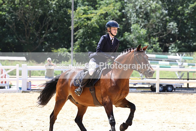 3E7A2171 - Class 4: 70 -75cm Part A