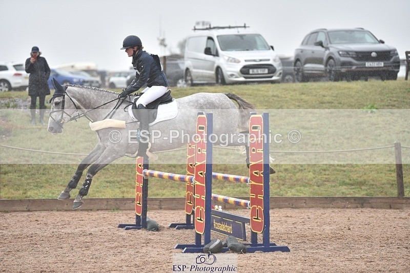 250830-103254-00227 - B-055-Grace.Gillard