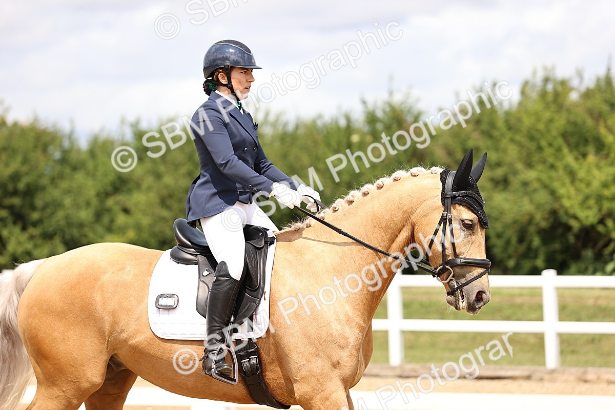 SBM_002986 - Class 2 - Novice 4 - 12.00-13.10