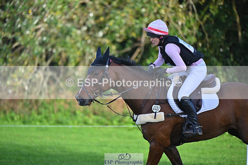 241025-153711-10385 - 227-Clementine.Crosthwaite.Eyre-LYJADOR