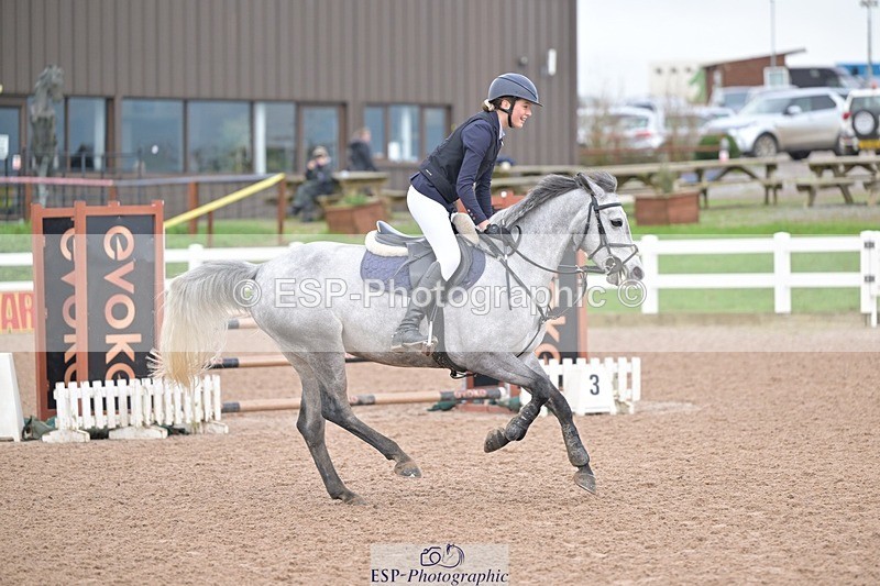 251116-115500-01288 - Cls 6 Pony Newcomers and 1m Open