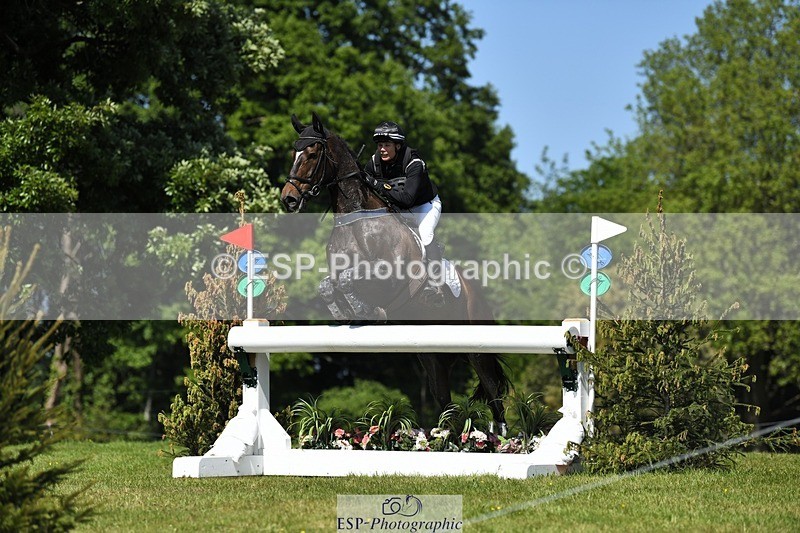 230527-151548-10613 - 353-THE_RIPPER-Bundy_Philpott-XC