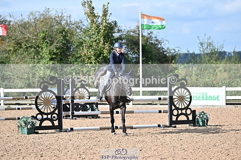 241004A-110008-01487 - Fri 07 Snr Brit Nov & 90cm Open