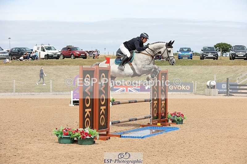 250719-150235-16430 - Cls 3, 3 Star Small Tour Break til End