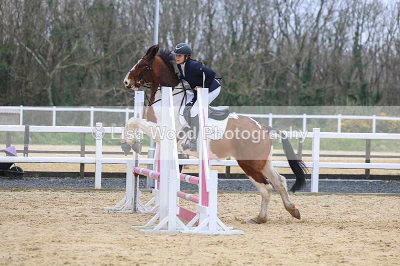 3E7A8250 - Class 11: Junior 70cm