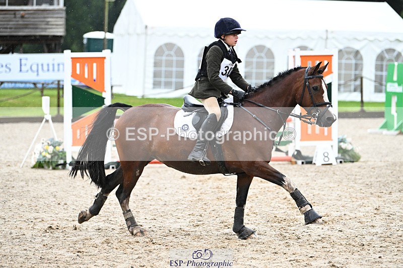 240824X-094405-23341 - 70cm Round 2 9.30 to 10.30