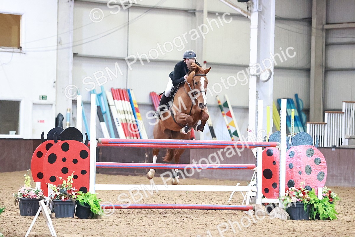 SBM_003095 - Class 11 - Senior Foxhunter 1.20m