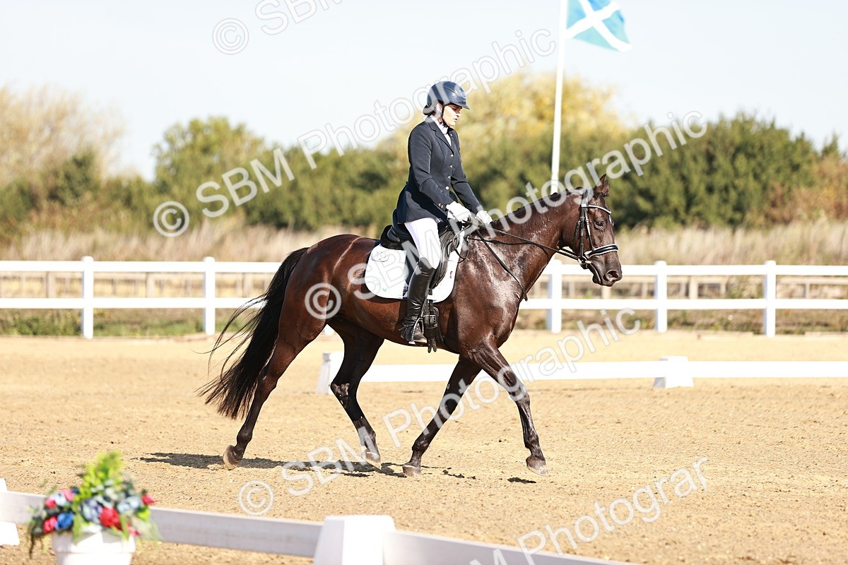 SBM_004290 - Class 12 - Novice 5 - 9.07-10.10