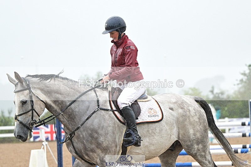 240925A-132804-00871 - Cls 4 Newcomers and 1.10m Open