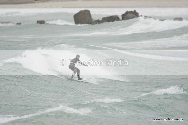 SU 110509-23 - Surf May 09