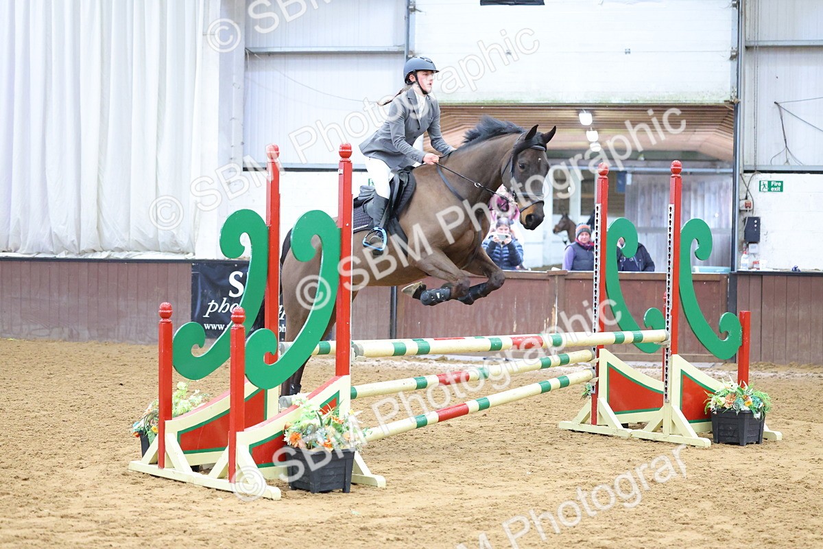 SBM_009763 - Class 20 - Senior British Novice/ 90cm Open - First Round (0.90m)