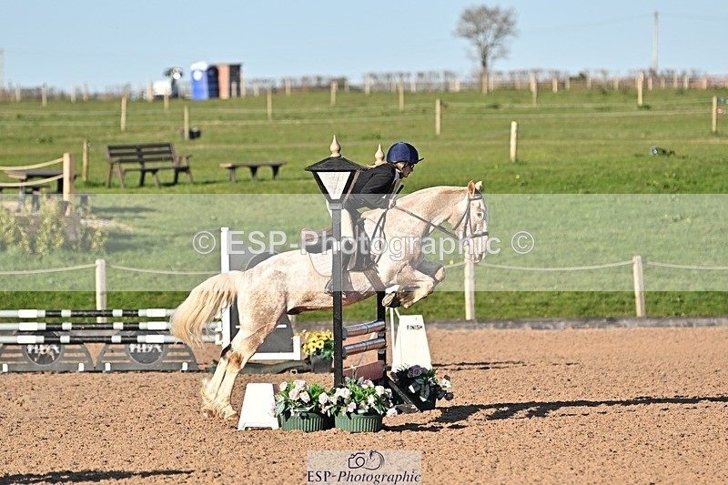 250401-175920-00508 - 80cm Classes