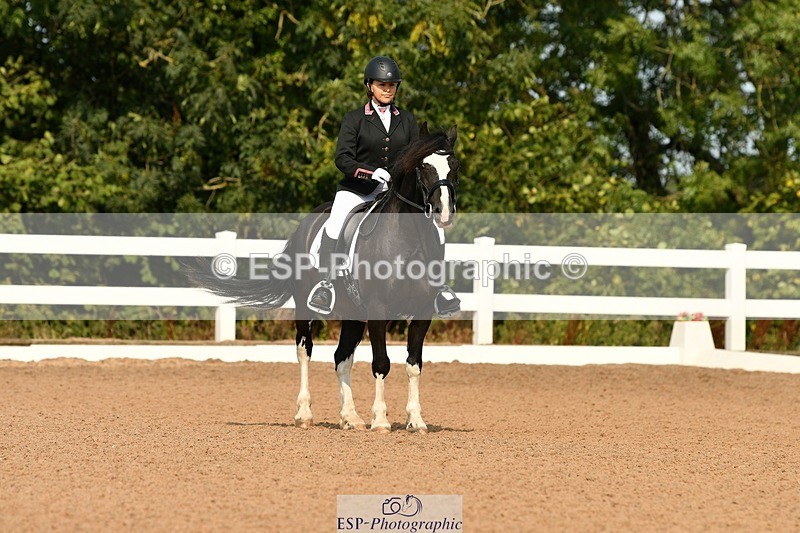 250817-102833-07878 - 169-Amber.HeywoodWalena.Rockocoko