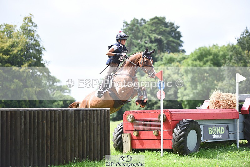 240804-115520-12398 - 369-Melissa_Joannides-STELLA_NOVA