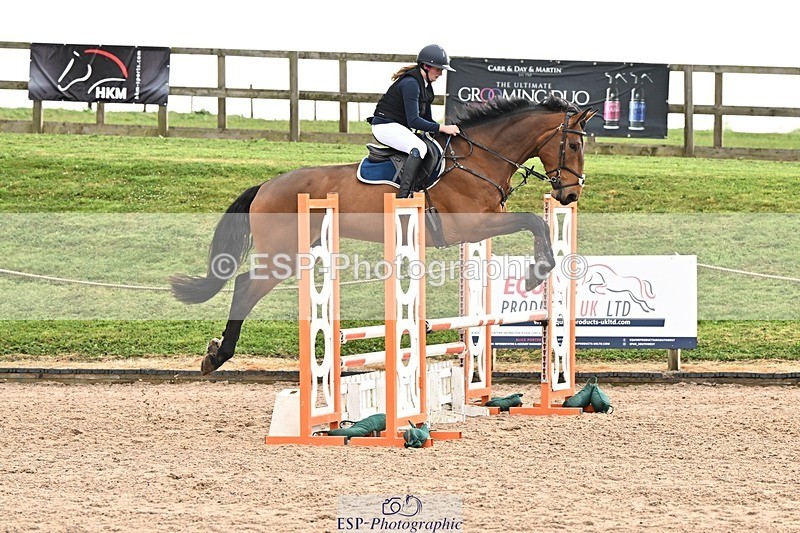 250416-094051-00074 - Cls 1 British Novice and 90cm