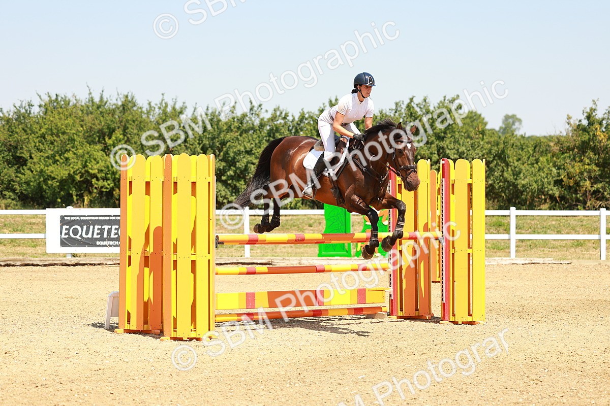 SBM_001505 - Class 4 - Senior Newcomers - 1.10m