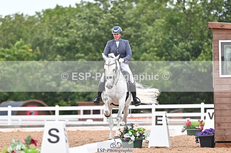 240815A-123138-00983 - 105-PAULA.LEE-Deseado.Santo