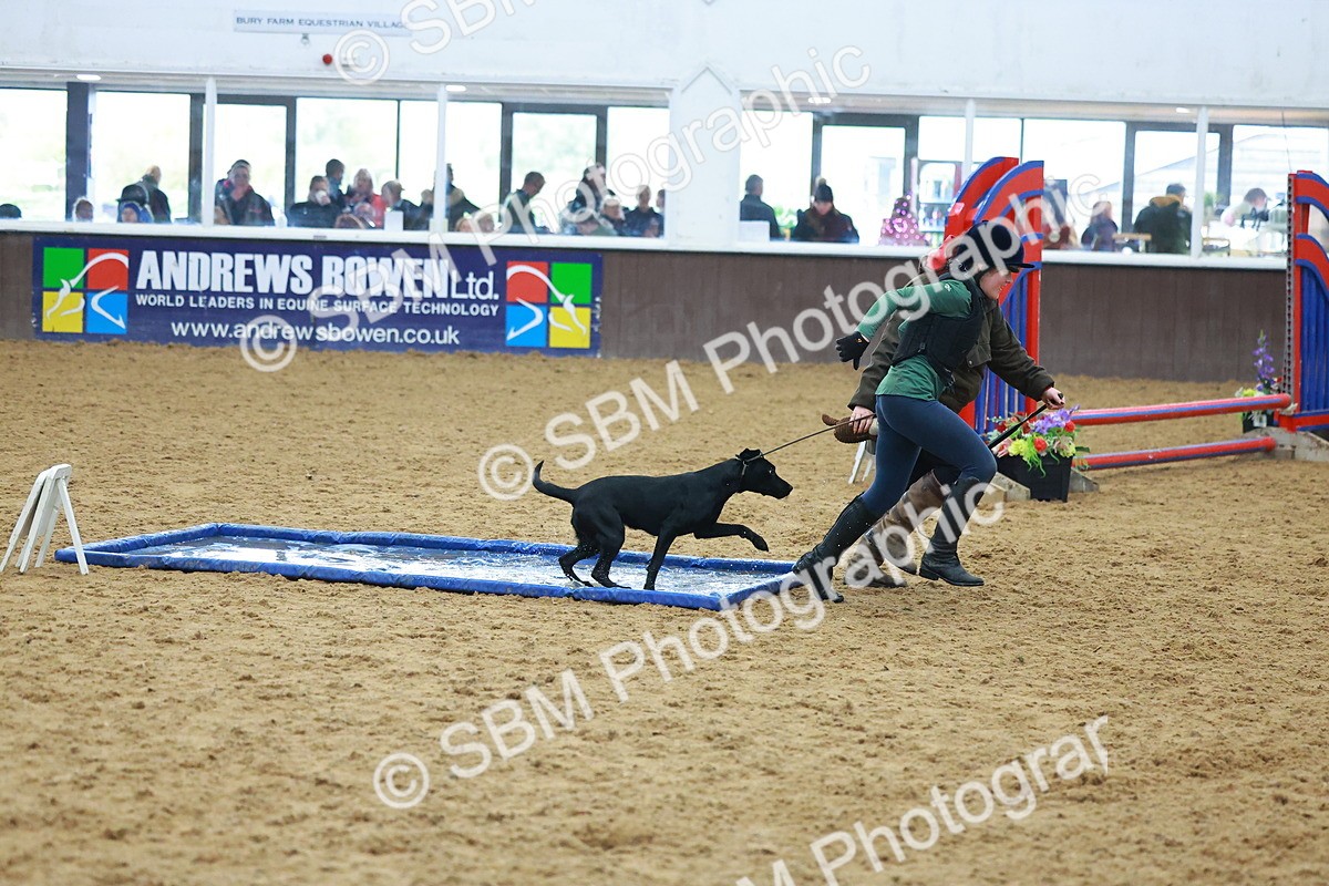 SBM_002436 - Class 3 - Horse & Hound (60cm)