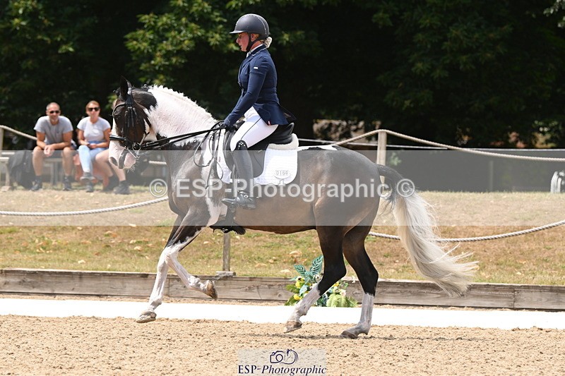 250720A-123954-10430 - 164-Dominique.Kinnaird-Perry-Pallas.Vanquish