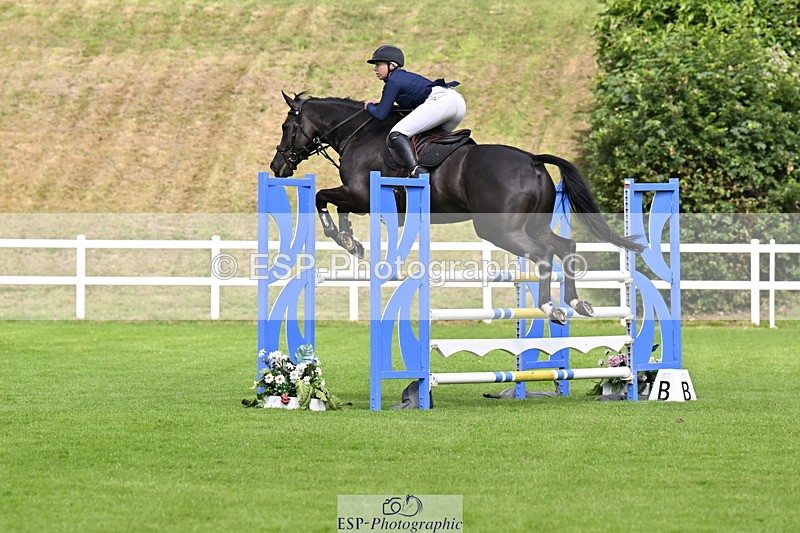 250613A-094821-00122 - Cls 1 Snr Newcomers and 1.10m Open
