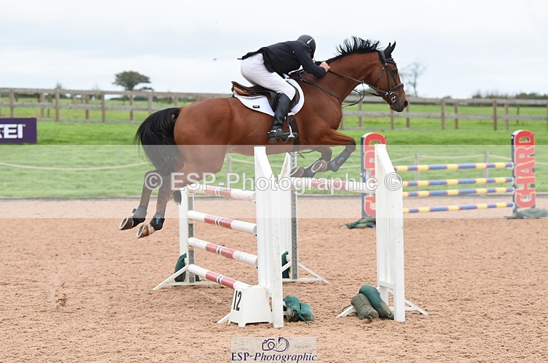 230927A-230642-00442 - Cls 5 Foxhunter & Open