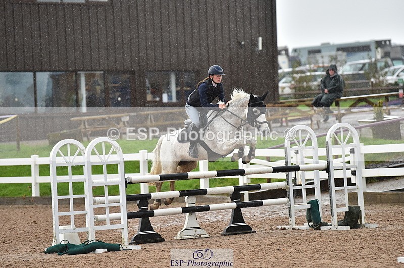 231028A-140936-01833 - Cls 5 Foxhunter & 1.10m Open