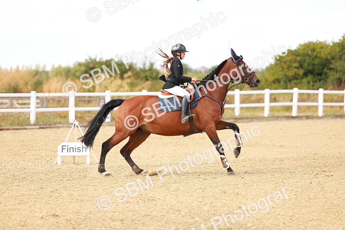 SBM_007237 - Class 4 - Senior British Newcomers - 1.10m