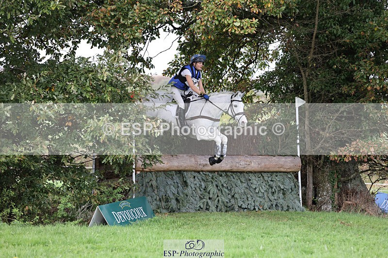 241025-145414-09170 - 206-Emma.Pullon-ECKLANDS.ELSA