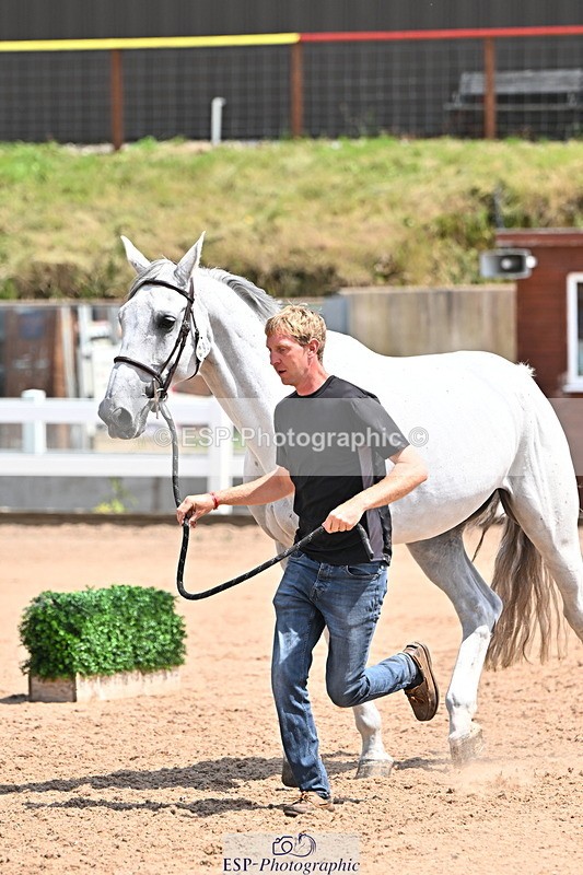 240718A-105313-01709 - Trot Up 1pm to 2pm