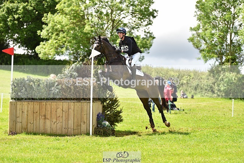 240526-122308-21609 - 401-PLOT_TWIST_B-Tom_Jackson