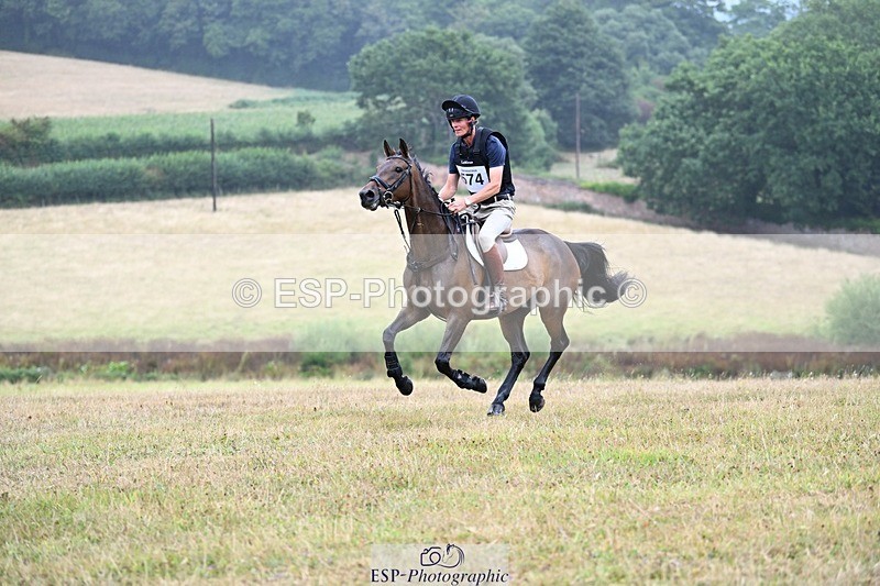 250803A-131423-13606 - M-574-William.Fox-Pitt-JABBEKA