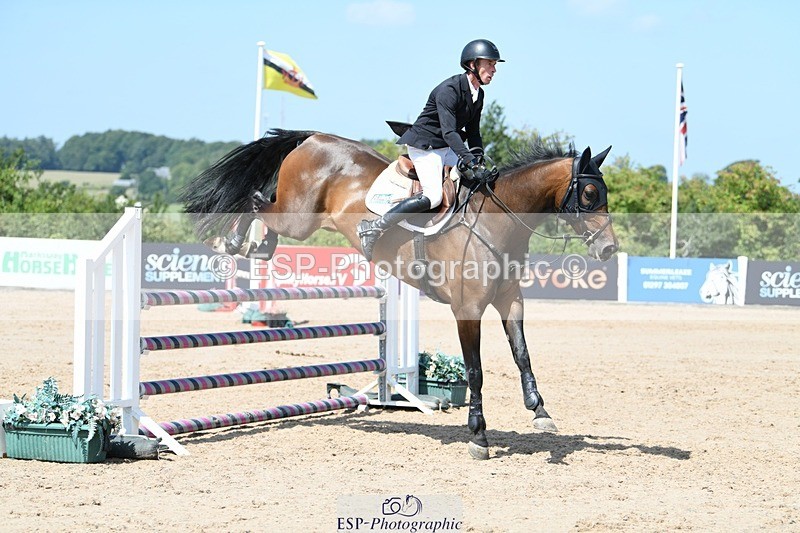 250725-115144-01689 - Cls 7 Snr Discovery and 1m