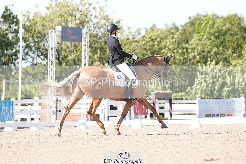 250906-154338-04848 - 054-Amy.Louise.LloydDiva.Royale