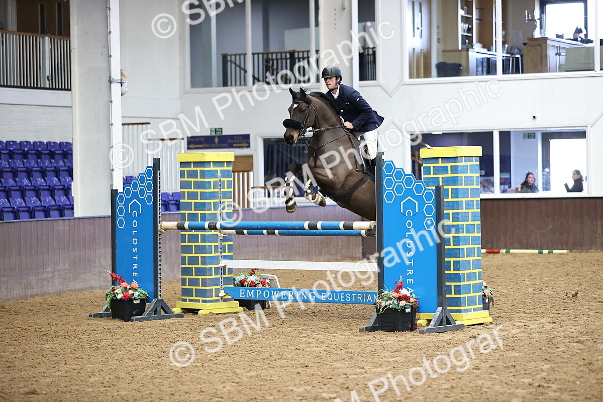 SBM_005985 - Class 16 - Senior Newcomers - 1.10m Open