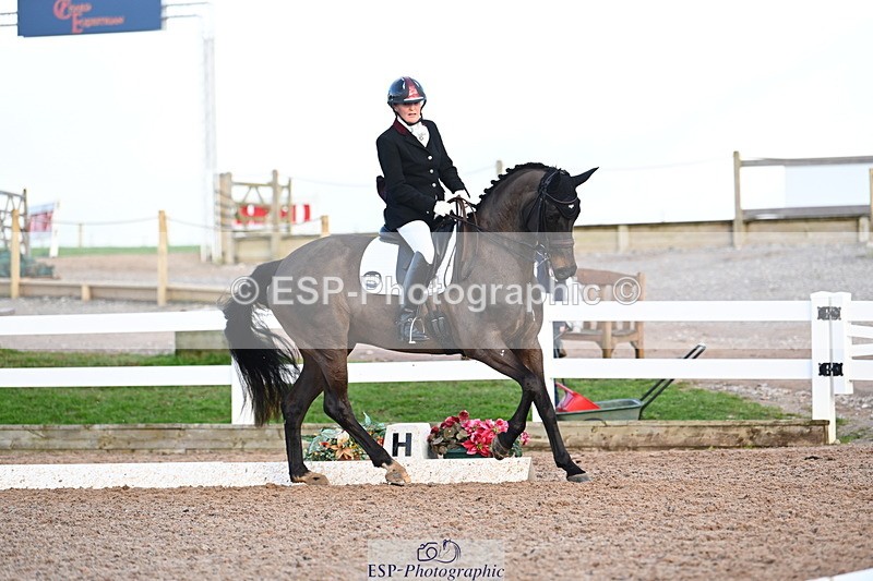 240218A-152016-09066 - 214-maria.griffin-Satin.6