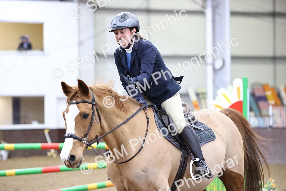 SBM_2060 - Class 8 - Nupafeed Supplements Senior Discovery/ 1m Open