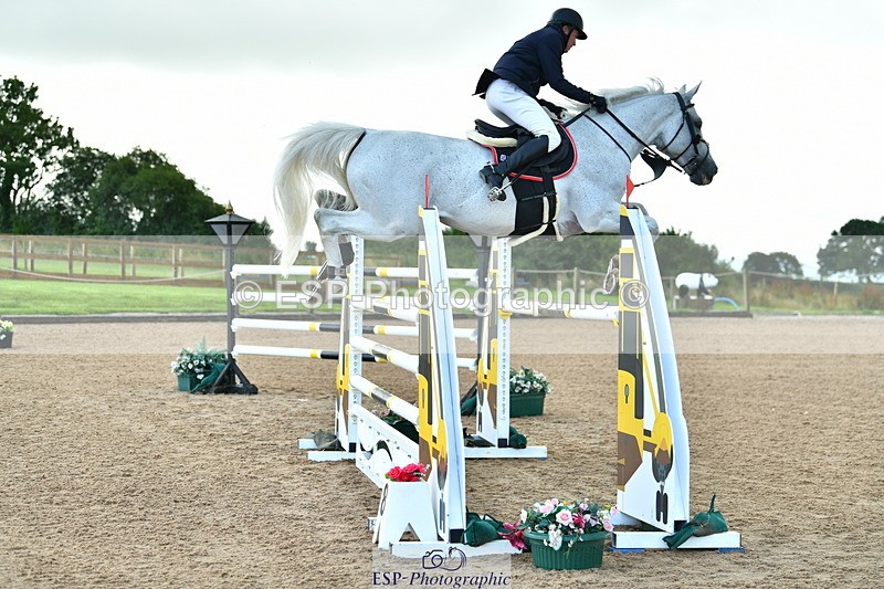 230723A-094847-10664 - Cls 4, 2 Star Small 1.30m