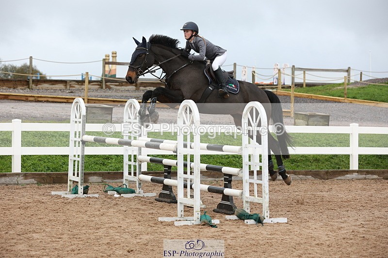 231112A-122729-03999 - Cls 19 Snr 1.05m Open