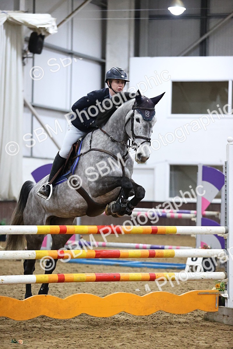 SBM_2518 - Class 9 - Senior Newcomers/ 1.10m Open
