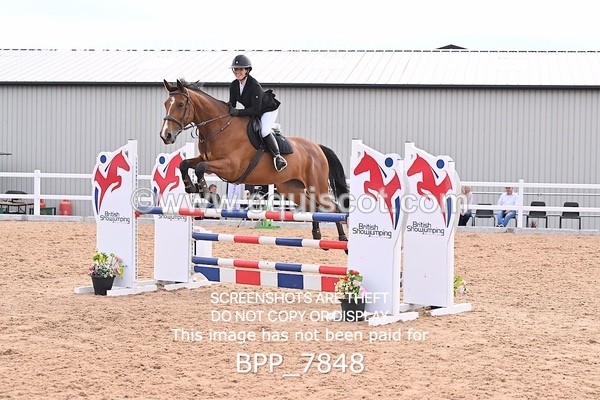 BPP_7848 - CLASS 16 FRI GFS Saddles Senior Newcomers/1.10m Open