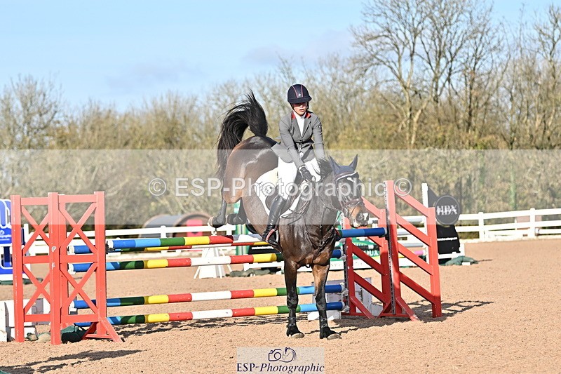 241113A-125752-00623 - Cls 04A&B Snr Newc & 1.10m Open