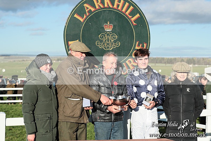 PtP 301125  0430 - Hursley Hambledon Point-to-Point Larkhill Racecourse 30/12/2025