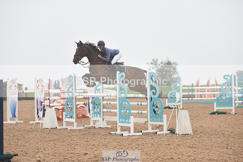 230916A-101704-03759 - Cls 14 Snr Foxhunter