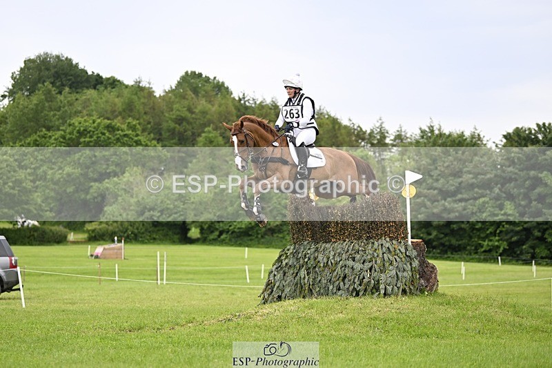 240525-171044-18546 - 263-CHILLI_MORNING_IV-Gemma_Stevens