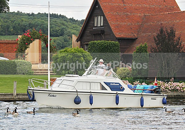 110702 TRISTAR IMG_7926 - HENLEY ROYAL REGATTA JULY 2011