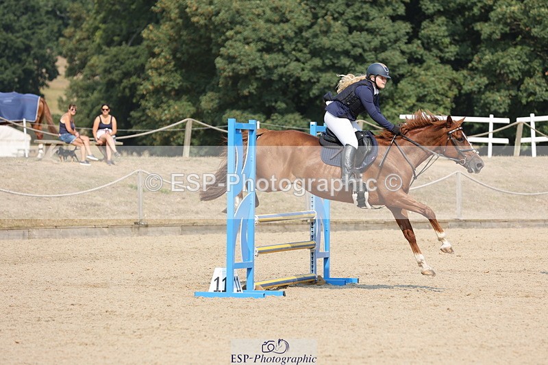 250816A-105416-00893 - Cls 3 Snr British Novice