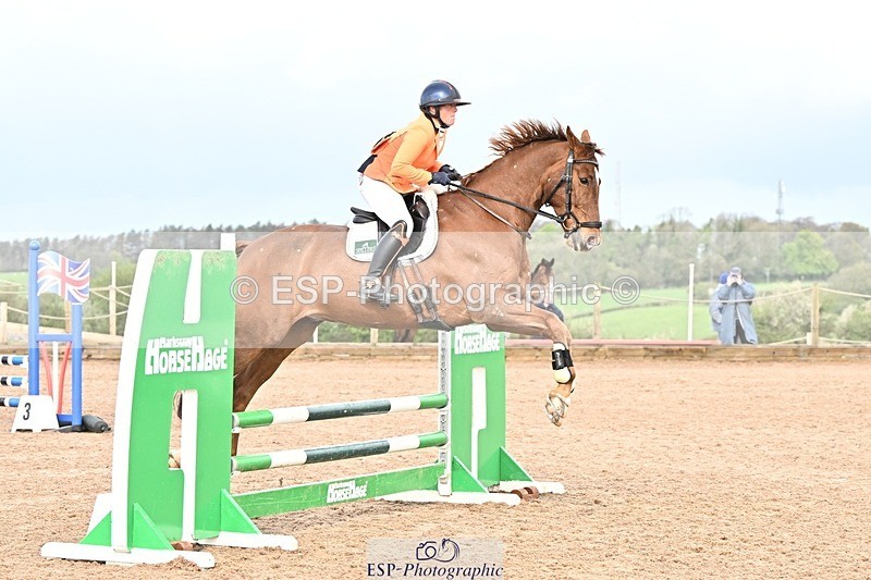 250416-092402-00052 - Cls 1 British Novice and 90cm