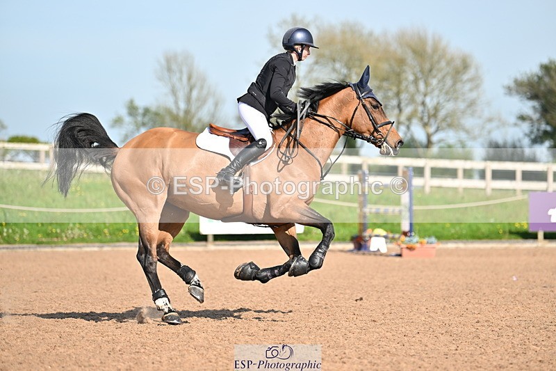 240510A-165319-09318 - Cls 24 National 1.40m Open